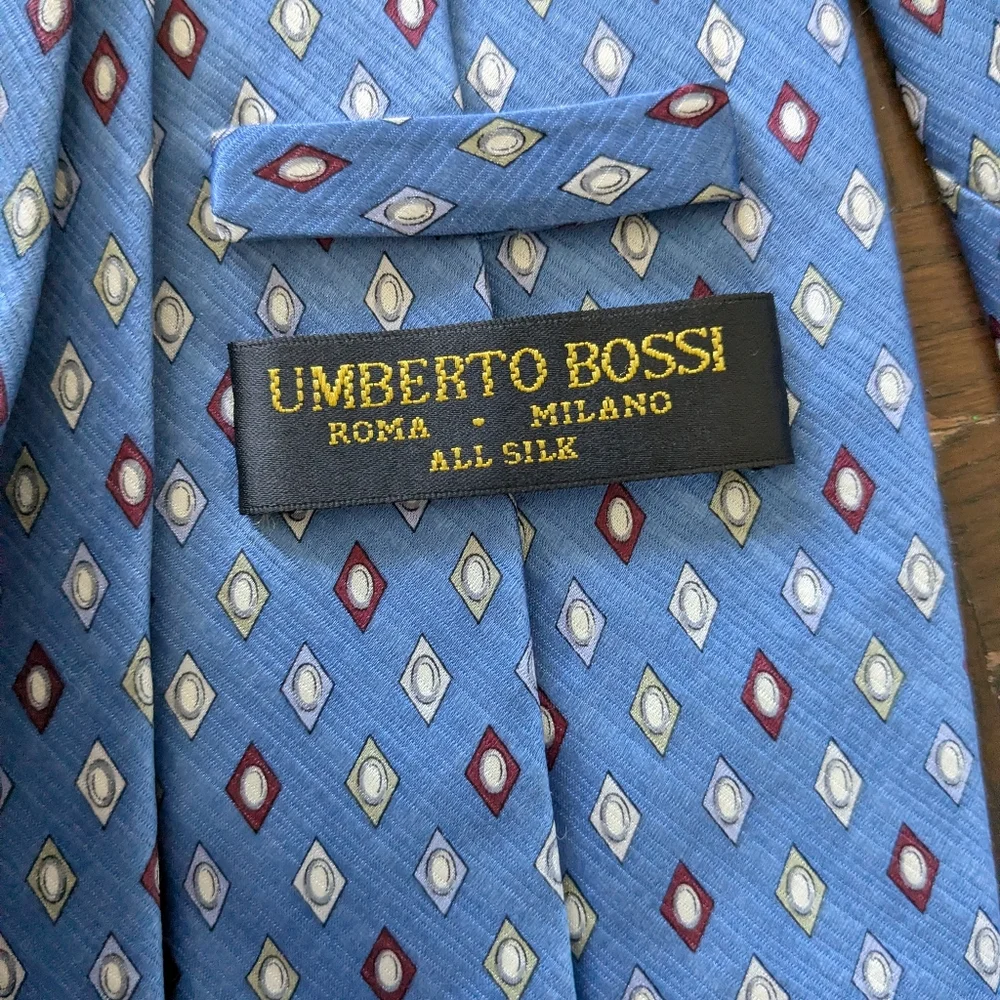 VTG Umberto Bossi Light Blue Silk Men's Tie with Geometric Diamond Pattern
